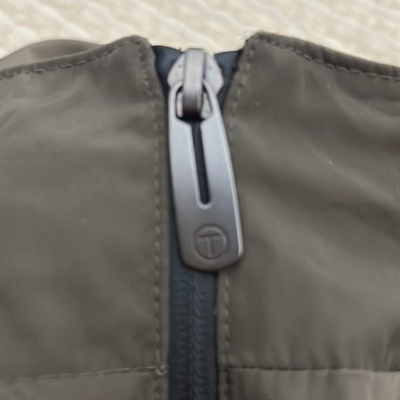 Tumi T Tech Olive Green Utility Lightweight Jacket Size M - Picture 10 of 13